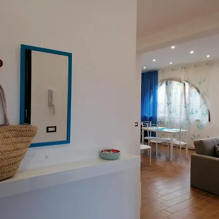 Momaliar House Holiday home *