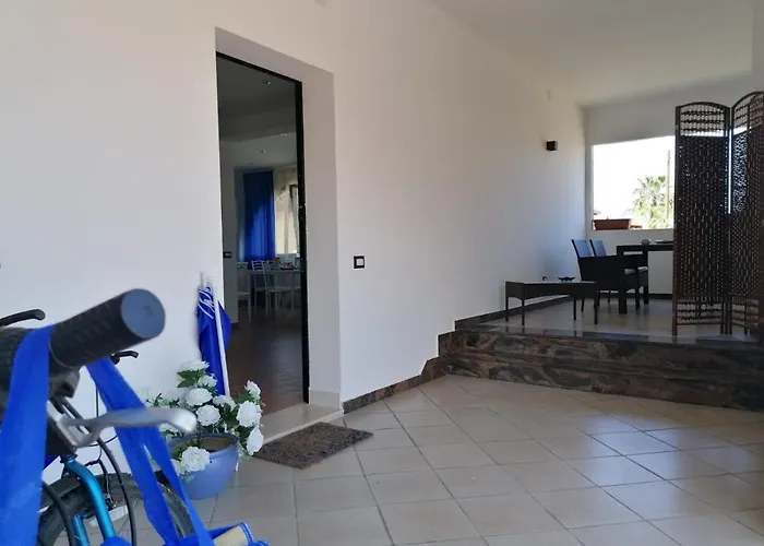 Momaliar House Feriehus Campofelice Di Roccella